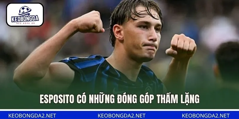 Esposito có những đóng góp thầm lặng